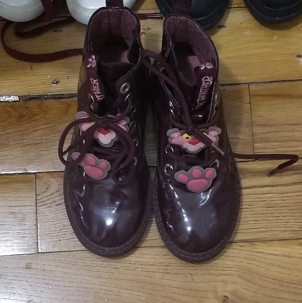 Boots - Picture 3 of 3